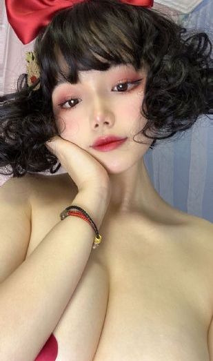 美丽的小蜜桃二_4K动漫在线观看